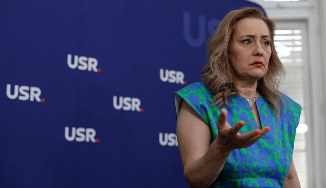 Elena Lasconi, trădată de colegii din USR! „Pentru recunoştinţă şi loialitate mi-am luat un câine” - fond-1744213018.png