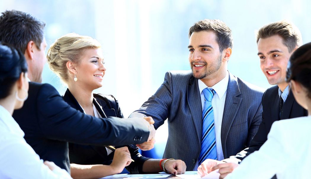 Aici nu se taie? Salarii şi indemnizaţii dolofane în companiile de stat constănţene - fond-1752070459.jpg