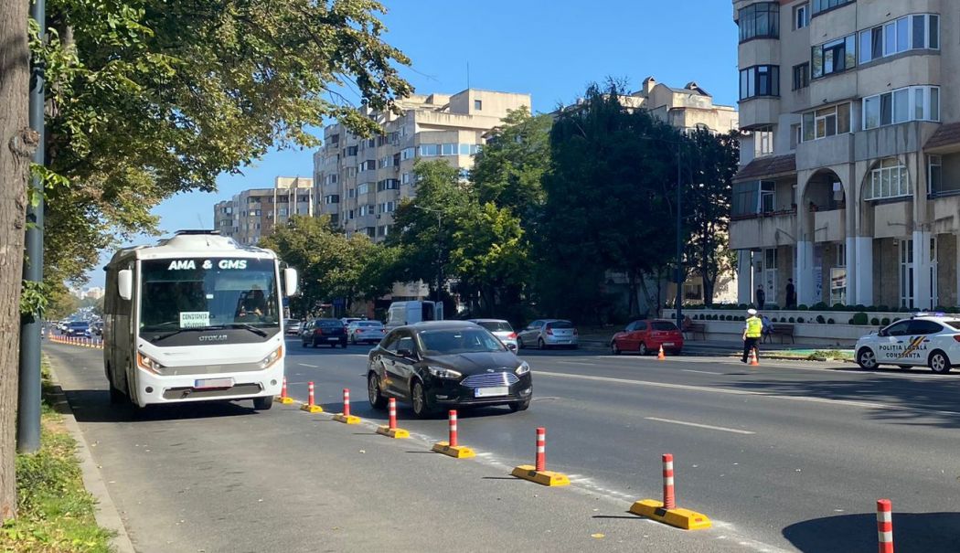 Mobilitate urbană cu nervi întinși! Stâlpișorii de pe Lăpușneanu lasă fără parcare constănțenii