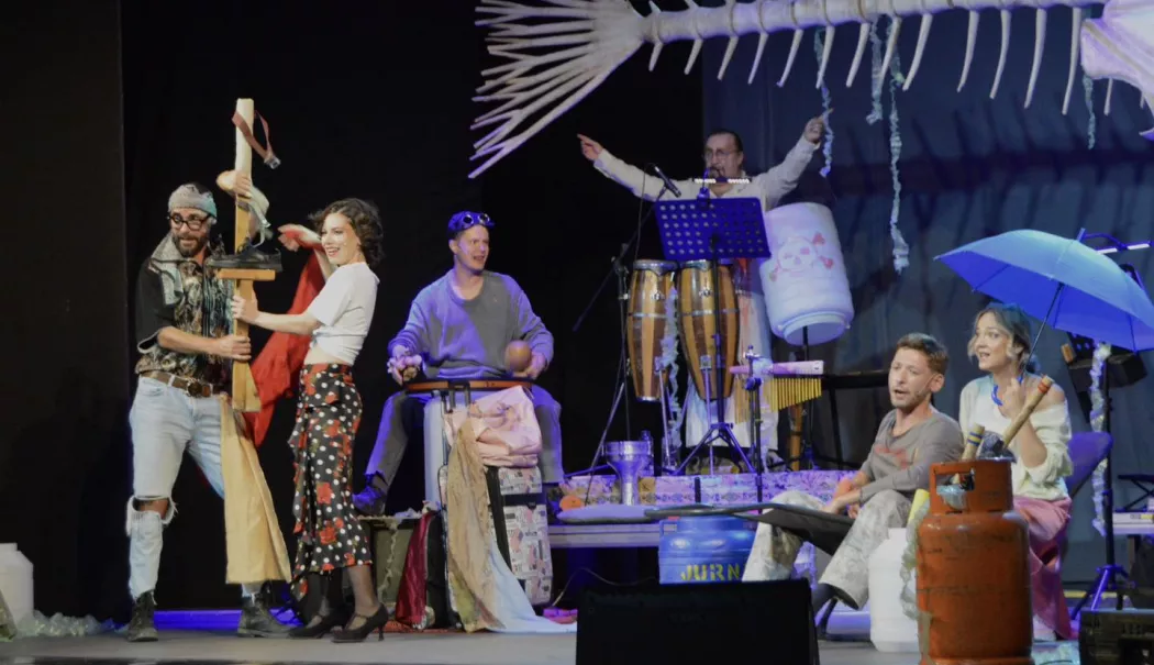 Cultura revine în forță la Constanța: trei scene, un singur weekend de spectacole - fond-1767981037.webp
