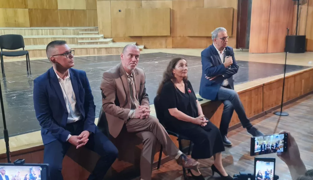 Foto - Ministrul Culturii și noul manager interimar de la „Oleg Danovski”, față în față cu artiștii