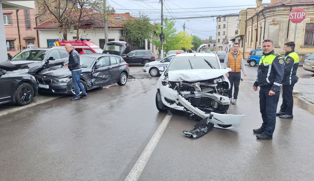 Accidentele rutiere, în creștere în județul Constanța. Care sunt principalele cauze - fond-accidente-rutiere-1-1733334694.jpg