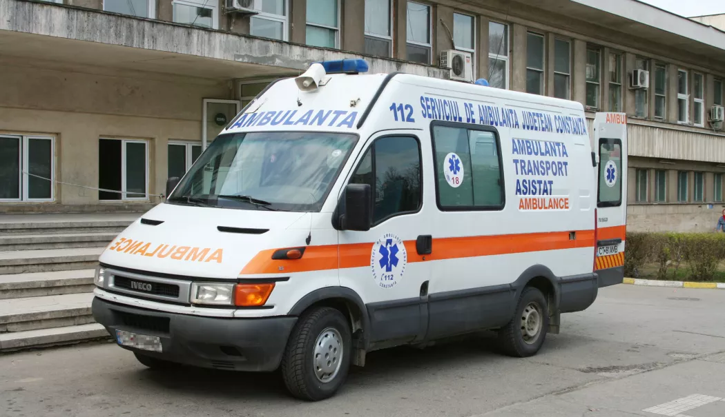 Ambulanța Constanța, între autosanitare noi și lipsa oamenilor - fond-ambulanta-1765990955.webp