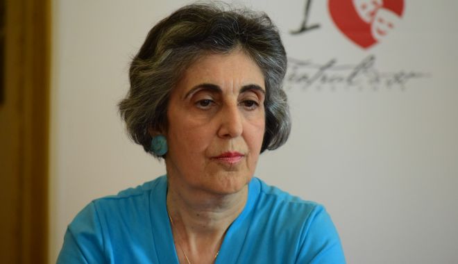 Teatrologul Anaid Tavitian a pornit într-o nouă 
