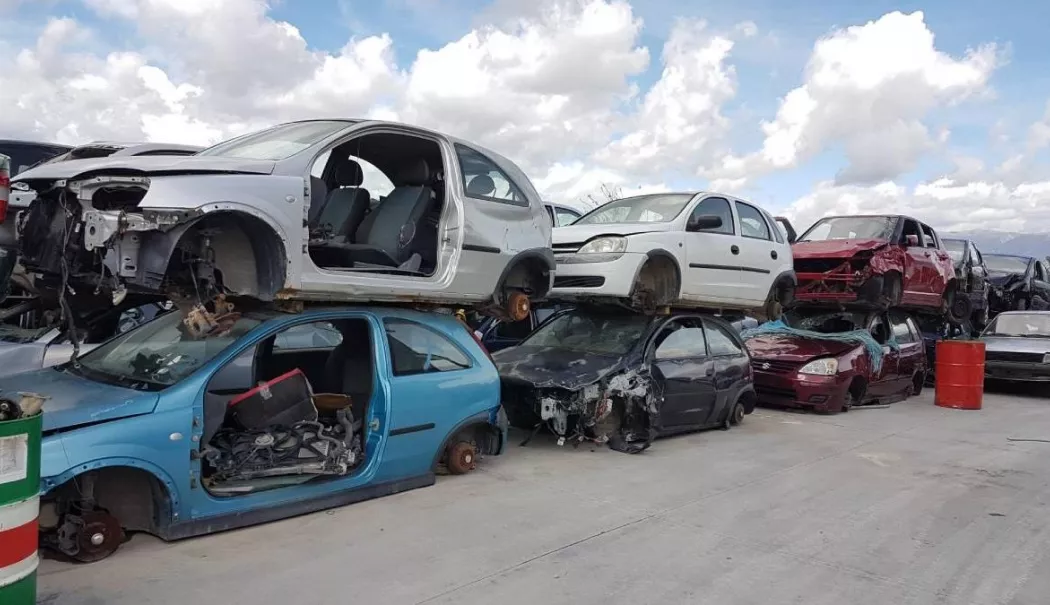 Blocaj pe piața auto? Programul Rabla, încă în așteptare - fond-blocaj-1777215414.webp