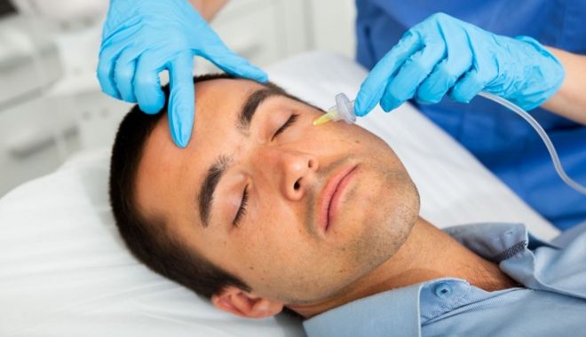 Carboxiterapia, tratamentul care ajută la regenerarea celulelor epidermei - fond-carboxiterapie-1-1681037071.jpg