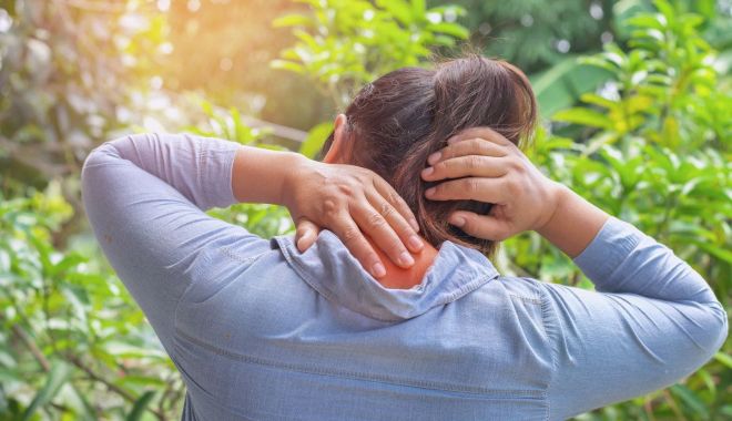Cauze ce pot declanşa durerile la nivelul membrelor superioare - fond-cauze-1677766708.jpg