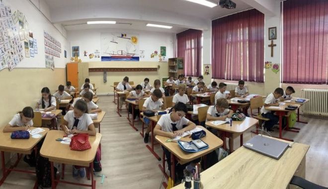 Start înscrierilor la Centrul Județean de Excelență Constanța. Ce profesori îi vor antrena pe elevi - fond-centru-excelenta-1695748635.jpg