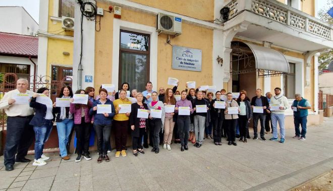 Protest pe termen nelimitat la Casa de Asigurări de Sănătate. 