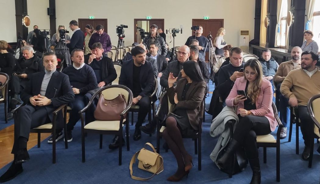 Consilierii din CJC, primul vot din 2025. Primăriile din judeţ primesc bani pentru stabilitatea bugetelor locale - fond-cjc-sedinta3-1738246789.jpg