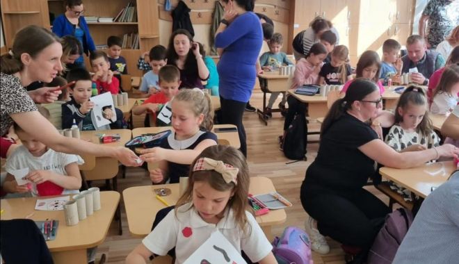 Fără precedent! Degeaba ați luat viză de flotant, dacă școala nu mai are loc de clase pregătitoare - fond-clasa-pregatitoare-1684423350.jpg