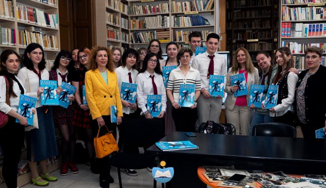 Premieră în învățământul constănțean. Prima bibliotecă virtuală, gestionată de mirciști - fond-colegiul-mircea-print-1684667481.jpg