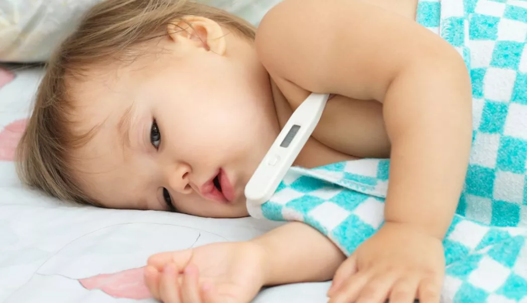Cauzele și prevenirea convulsiilor febrile la copii. Ce trebuie să știe orice părinte - fond-convulsiile-la-copii-1-1768822325.webp