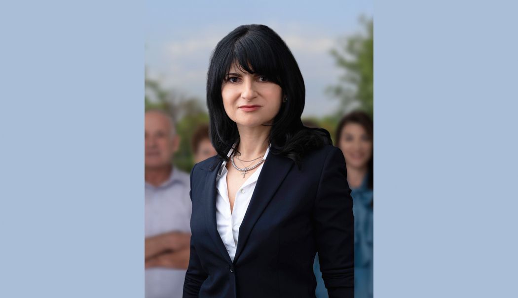 Cristina Dumitrache: 