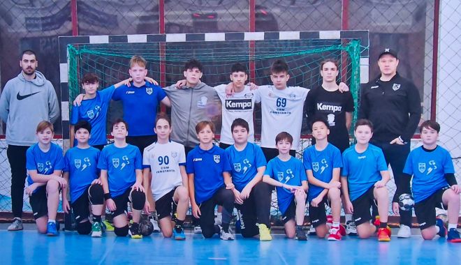 Rezultate remarcabile la CSM Constanţa. Handbalul, şahul şi atletismul au fost la înălţime - fond-csm-rezultate-noi-1706019599.jpg