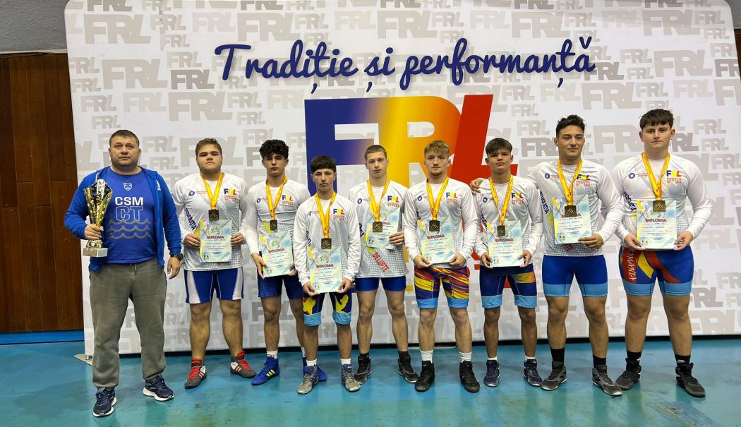 CSM Constanţa face furori în competiţiile la care participă. Victorii la lupte, handbal şi baschet - fond-csm-rezultate5-1732444505.jpg