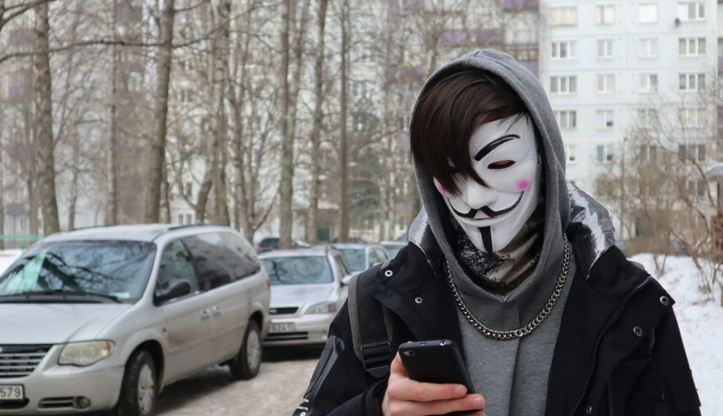 O provocare extrem de periculoasă! Cum identificăm manipularea din mediul virtual - fond-deepfake-1733937156.jpg