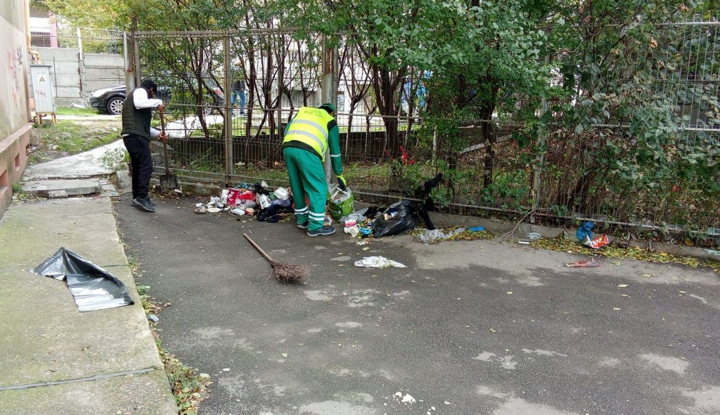 Campioni la nesimțire! Gunoaiele aruncate la întâmplare, o problemă fără sfârșit în Constanța