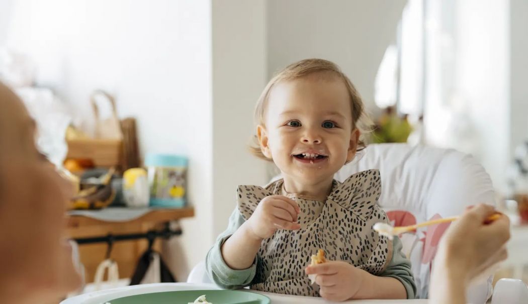 Mare atenţie la alimentaţia copilului mic! Evitaţi pe cât posibil zahărul! - fond-diversificare2-1727961944.jpg