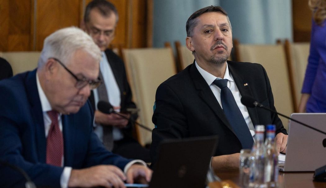 În lupta cu pacostea învățământului, violența și drogurile, ministrul Daniel David face apel la responsabilitate - fond-droguri-1736778603.jpg