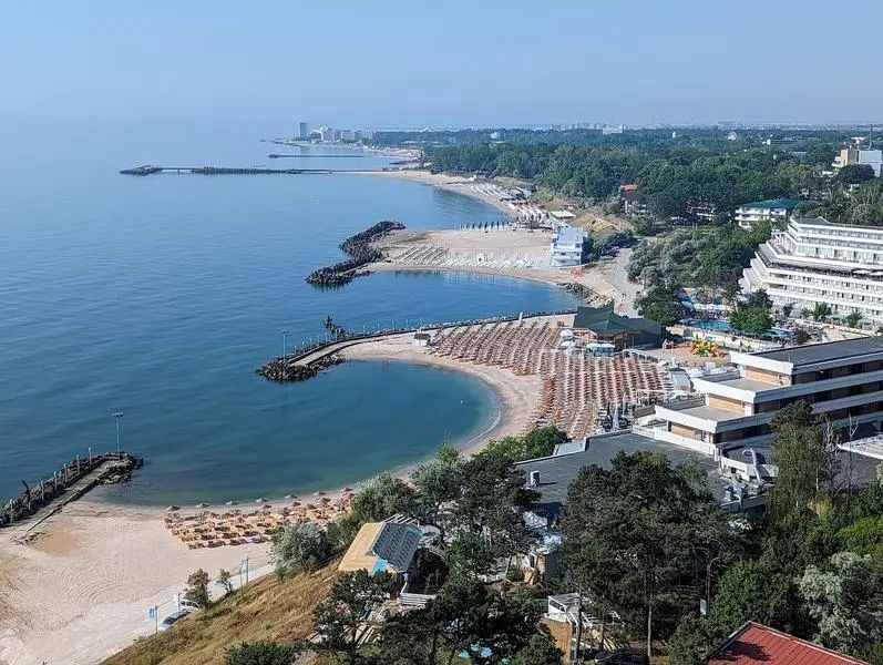 Îngrijorarea specialiștilor! Apa Mării Negre, prea caldă în decembrie! - fond-efecte-temperaturi-1765126724.jpg