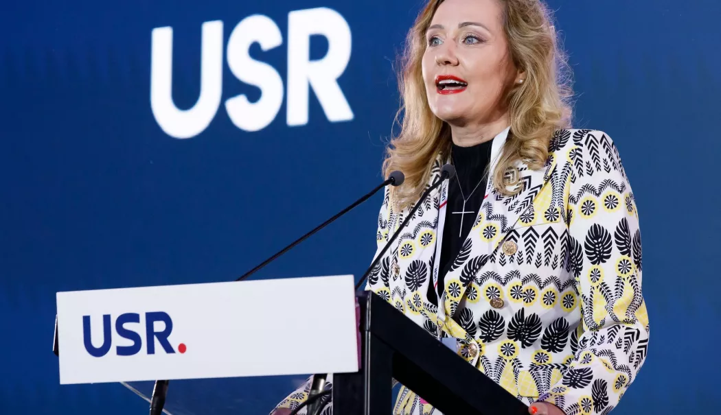 Elena Lasconi a demisionat! „Nu mai am timp să mă ocup” - fond-elena-lasconi-1769625654.webp