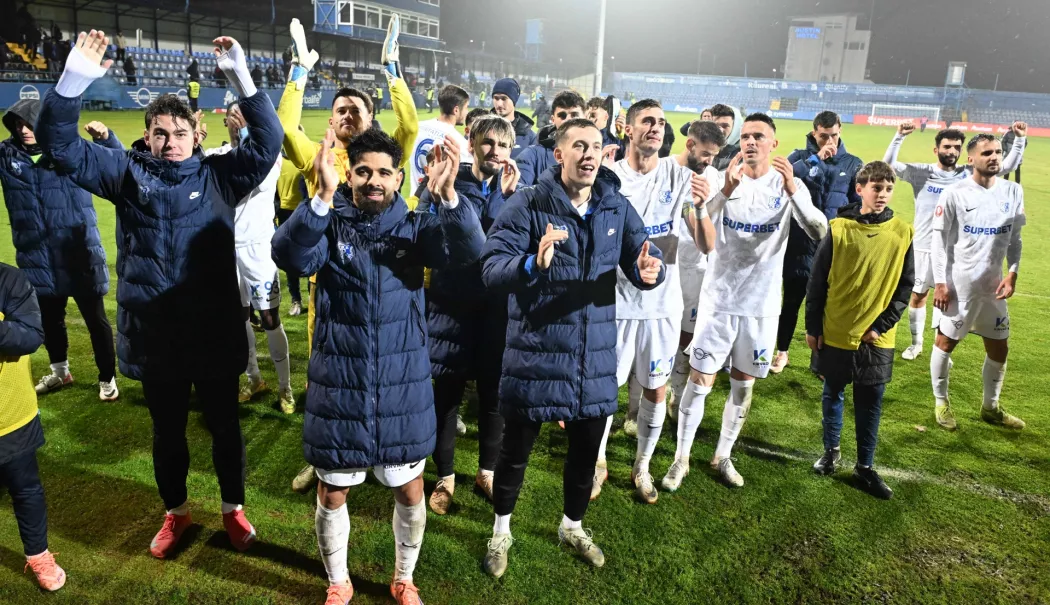 2025 cu bune și cu rele pentru Farul Constanța. Priviri optimiste către 2026 - fond-farul-analiza-1767014681.webp