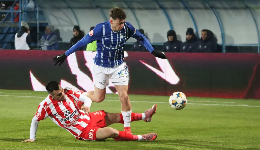 FC Farul, doar egal în duelul cu UTA. „Marinarii“, șanse tot mai mici de acces în play-off - fond-farul-uta-1765892407.webp