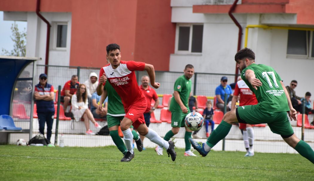 Spectacol total în fotbalul judeţean din Constanţa. O mulţime de goluri înscrise într-o singură etapă - fond-fotbal-judet-1712671947.jpg