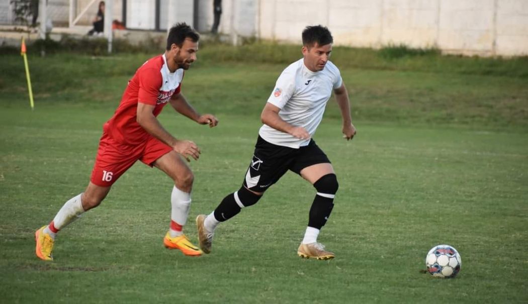 Spectacol şi suspans în Liga a Patra. CS Medgidia este lider - fond-fotbal-nou-1714478844.jpg