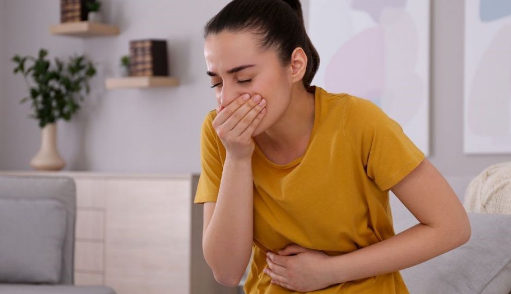 Gastroenterită sau toxiinfecție alimentară? Cum le deosebim și când trebuie să mergem la medic - fond-gastro-1762363124.jpg