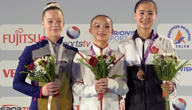 Constanţa este pe harta mondială a gimnasticii. Junioara Alexia Vănoagă, vicecampioana mapamondului