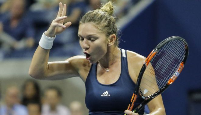 Veste teribilă pentru Simona Halep. Sportiva poate rata toate cele patru turnee de Grand Slam ale anului - fond-halep-declin-1684420158.jpg