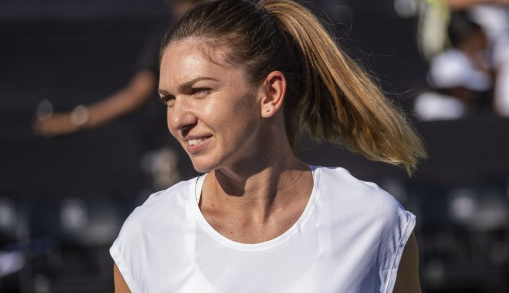 Simona Halep nu a fost uitată de sponsorul care i-a fost alături. Ce cadou a primit de Paşte - fond-halep-nike-1745326858.jpg