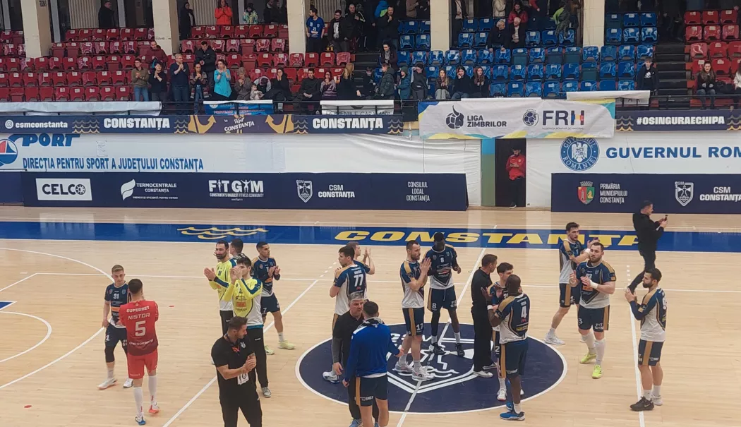 Înfrângere usturătoare suferită de CSM Constanța în meciul cu Dinamo București - fond-handbal-csm-dinamo1-1771850357.webp