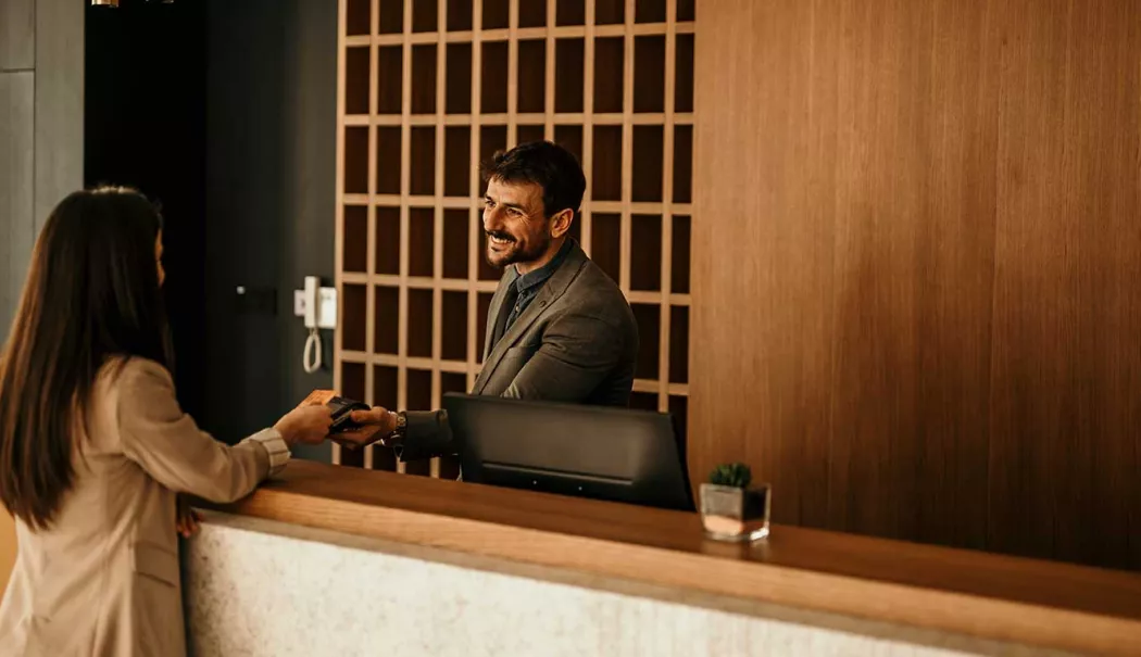 Măcel în HORECA! Angajați fără contract, patroni arși la buzunar - fond-horeca-1769105480.webp