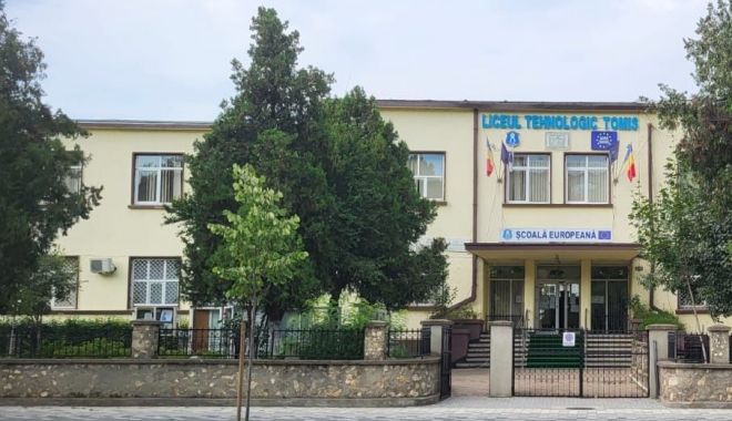 Liceele tehnologice constănțene își scot la licitație sălile de curs. Iată cu ce prețuri - fond-liceul-dimitrie-leonida-1693329229.jpg
