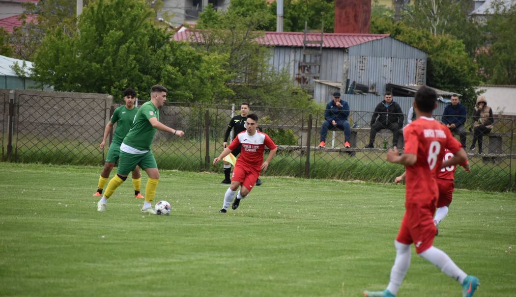 Spectacol în Liga a Patra din Constanţa. La Techirghiol s-a înregistrat scorul etapei - fond-liga4-1747564808.jpg