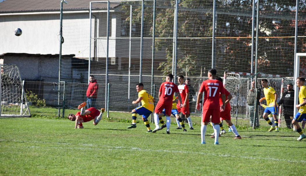 Noi meciuri spectaculoase în etapa constănțeană din Liga a IV-a la fotbal - fond-liga4-sambata-maine-1729864140.jpg