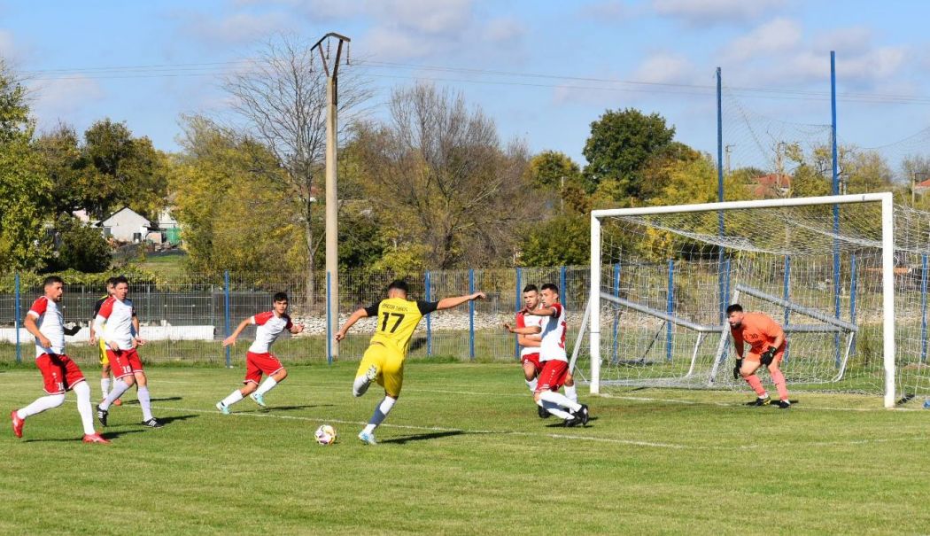 Fotbalul mic din județul Constanța își desfășoară o nouă etapă. Meciuri atractive în weekend - fond-liga4noou-1762520087.jpg