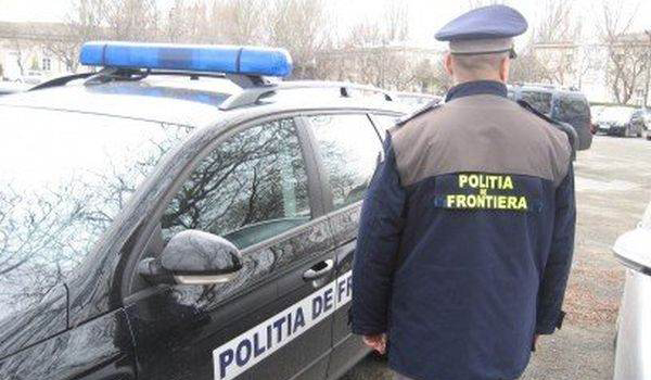 Polițiștii de frontieră, pe urmele celor care fac afaceri cu mărfuri contrafăcute - fond-marfuri-1708368838.jpg