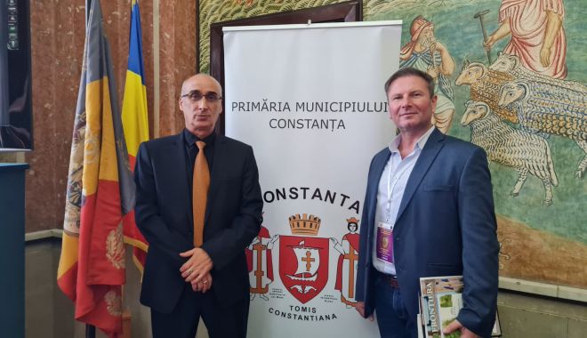 Tururi ghidate, expoziţii, ateliere meșteșugărești medievale, reunite într-un amplu eveniment cultural - fond-multiculturalitate-2-1692724810.jpg