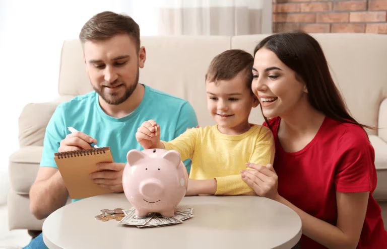 Nu reușiți să puneți un ban deoparte? Aveți nevoie de un plan financiar de familie - fond-nu-reusiti-sa-puneti-un-ban-1736432122.jpg