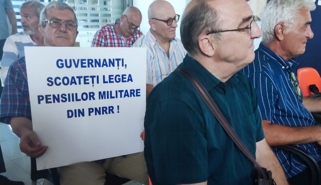 VIDEO. Pensionarii militari resimt denigrarea uniformei: 