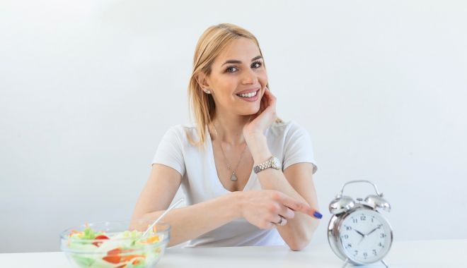 Mare atenție cum reacționează organismul la postul intermitent! - fond-post-1699807213.jpg