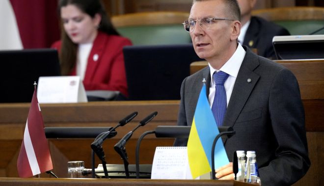 Letonul Edgars Rinkevics, primul preşedinte gay din UE, a depus jurământul - fond-presedinte-gay-1688895432.jpg