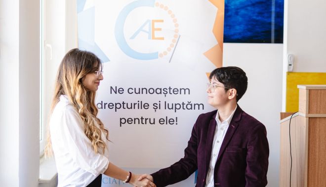 Lorena Drăgușin, noul președinte AEC: „Nu vreau să stau cu mâinile în sân când politicienii ne încalcă drepturile” - fond-presedinte-nou-1-1695652862.jpg