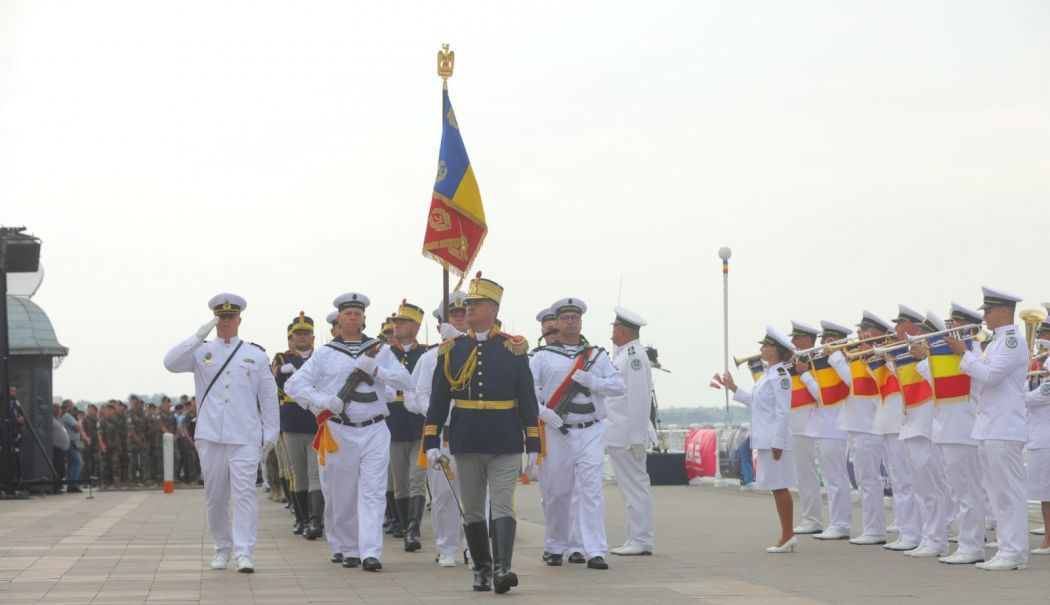 Sărbătoare la Constanța! Iată programul activităților de Ziua Marinei - fond-program-15-august-1723645346.jpg