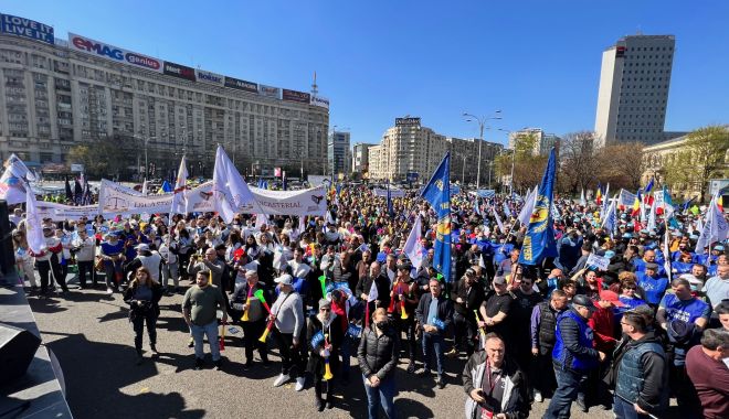 S-a dat alarma în Poliție! Vor fi tăiate posturi și plata orelor suplimentare? - fond-protest-toate-sindicatele-1695144142.jpeg