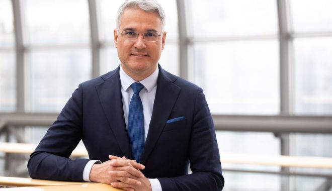 REPER: "Majoritatea PSD - PNL a epuizat soluţiile pentru crizele prin care trece România"